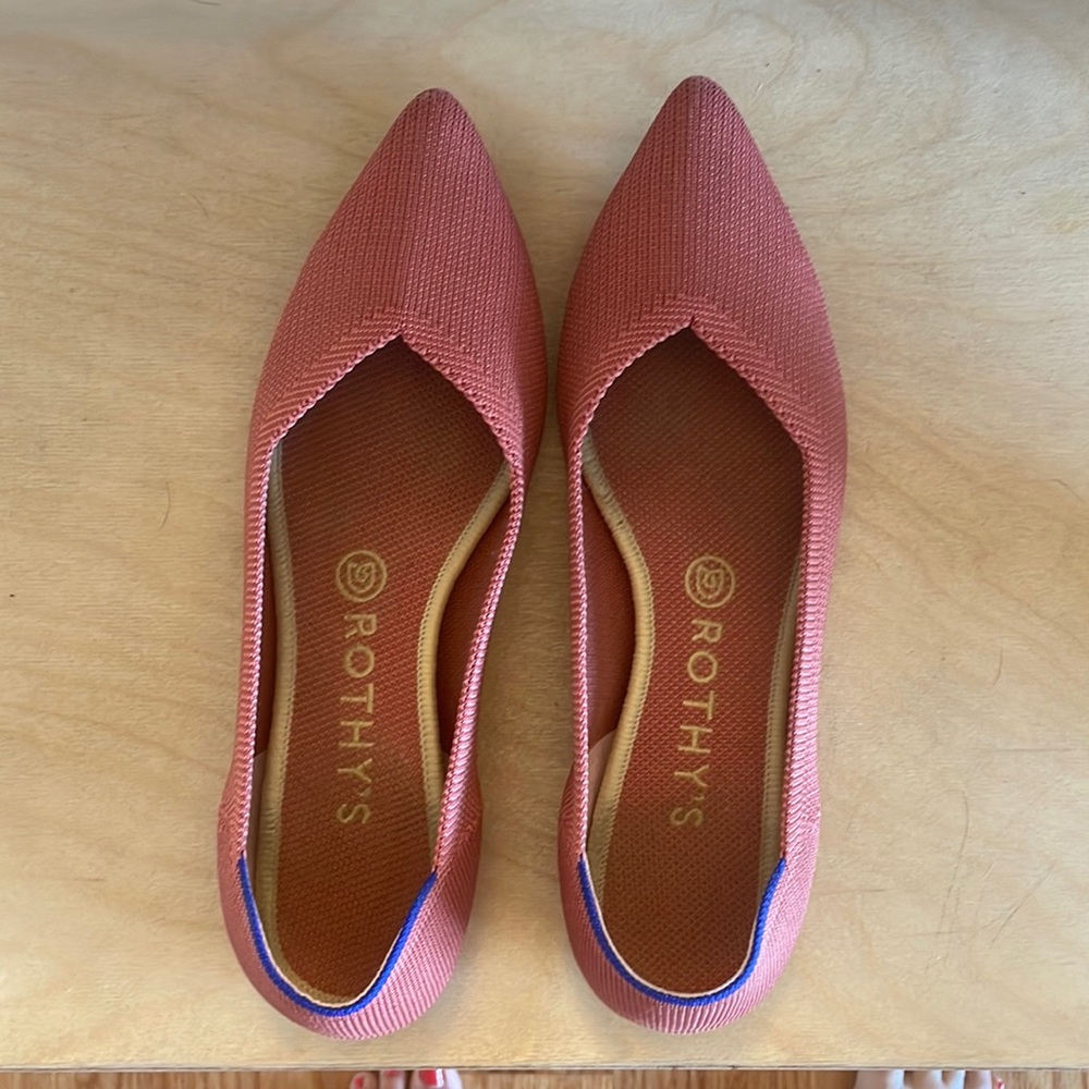 Coral Pointed Rothys